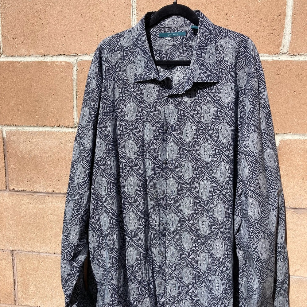 Perry Ellis 3XLT button up paisley dress shirt